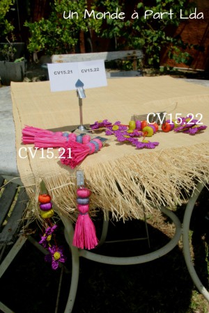 CV15.21 PINCE NAPPE 2 BOULES POMPONS / CV15.22 PINCES NAPPE 3 BOULES FLEURS